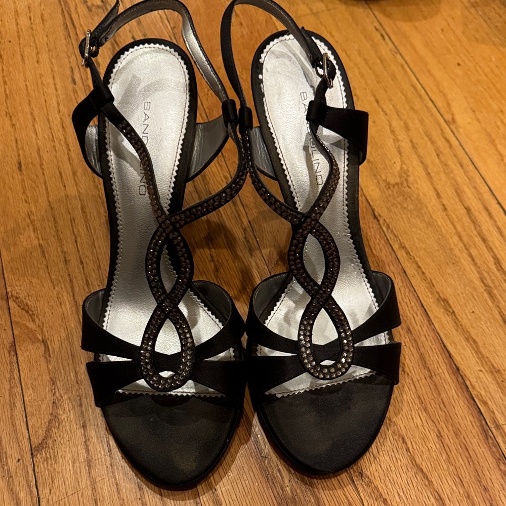 Bandolino Elegant Black Strappy Heels